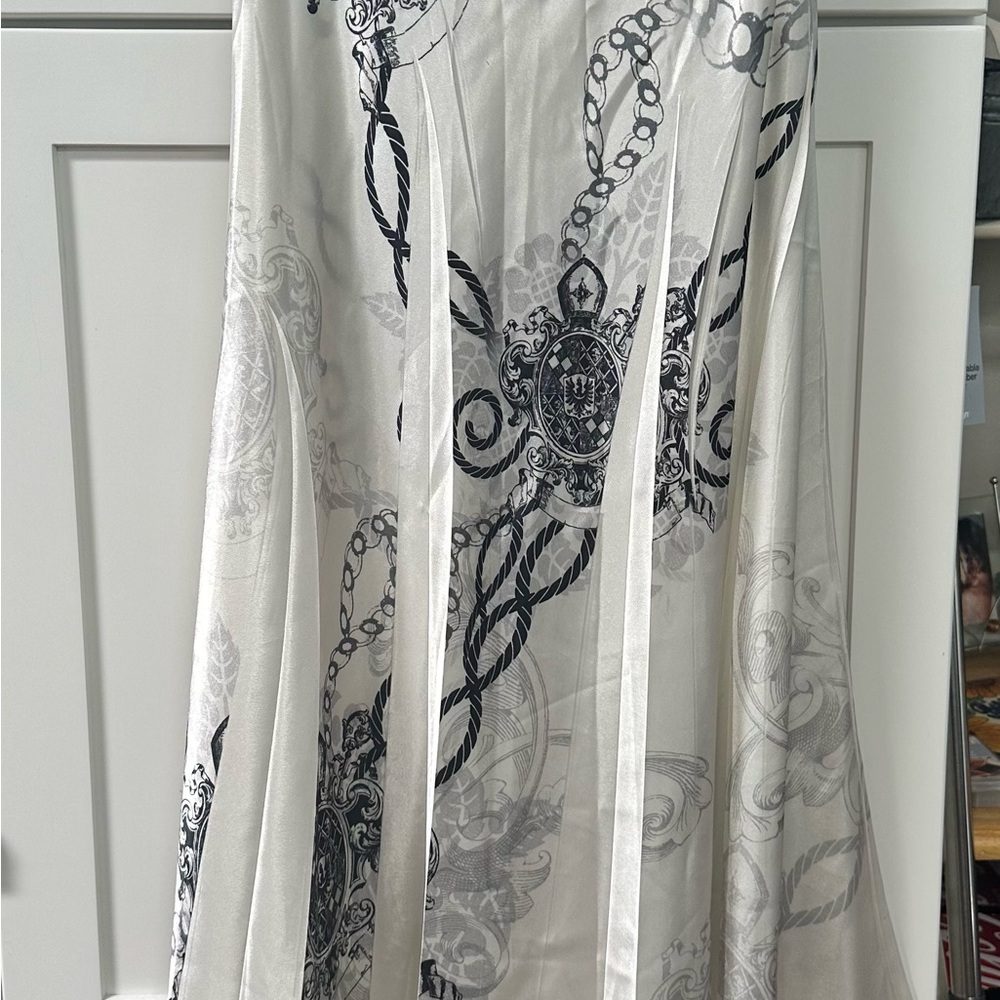 Elegant Black and White Patterned Skirt